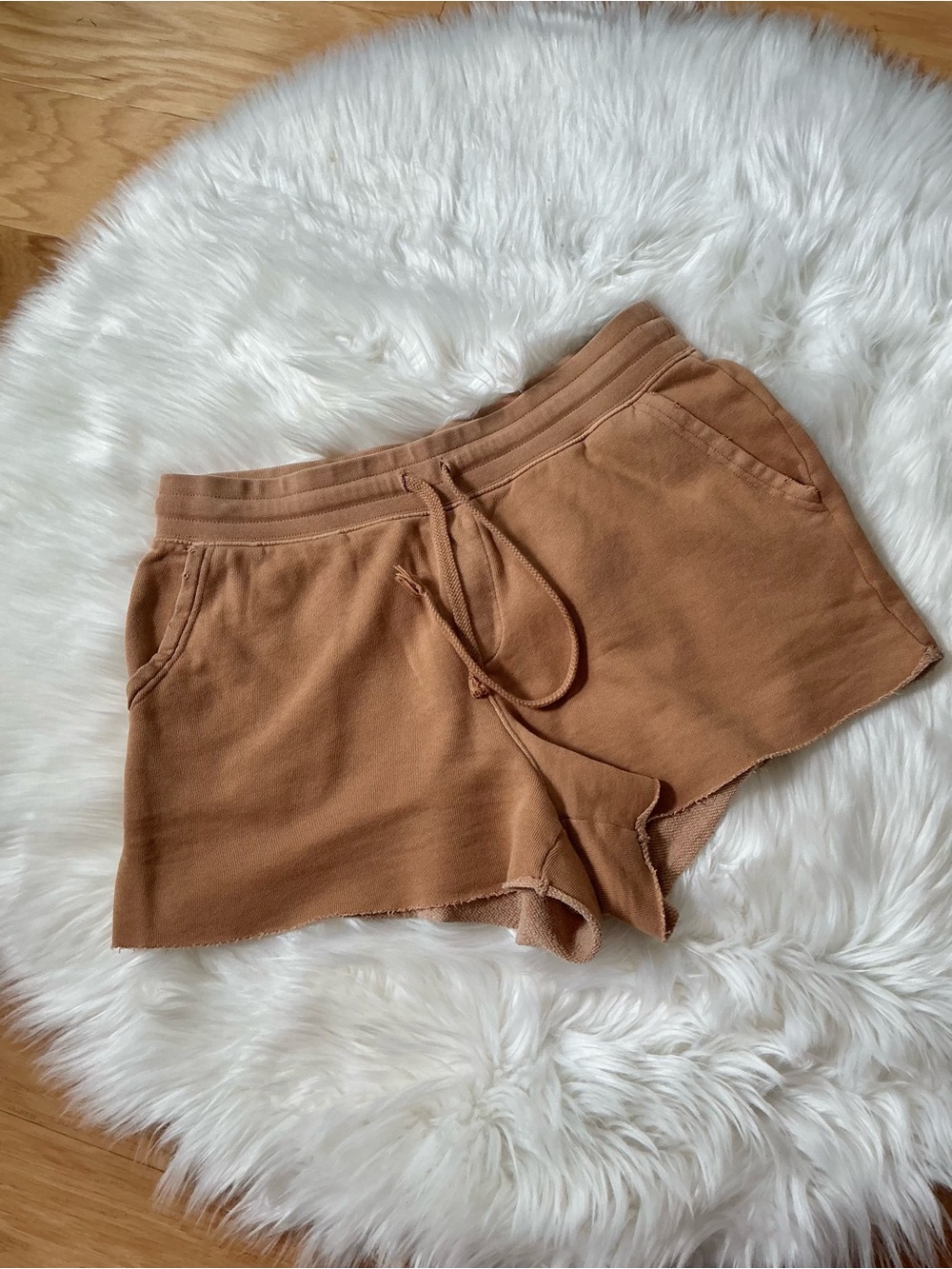 aerie Cozy Drawstring Lounge Shorts in Camel Size Medium